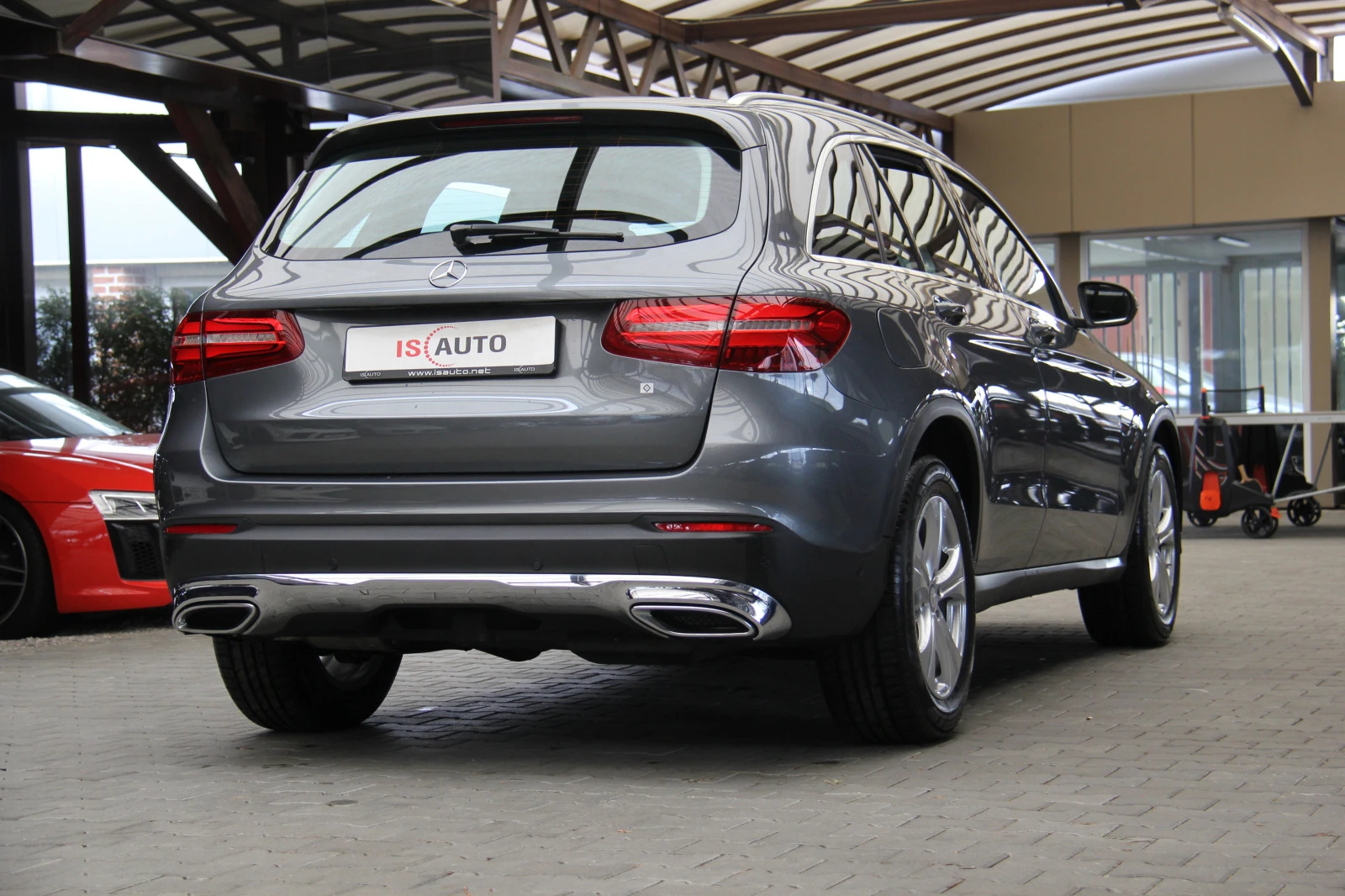 Mercedes-Benz GLC 220 4Matic /LED/DYNAMIC/Navi/Подгрев - изображение 6