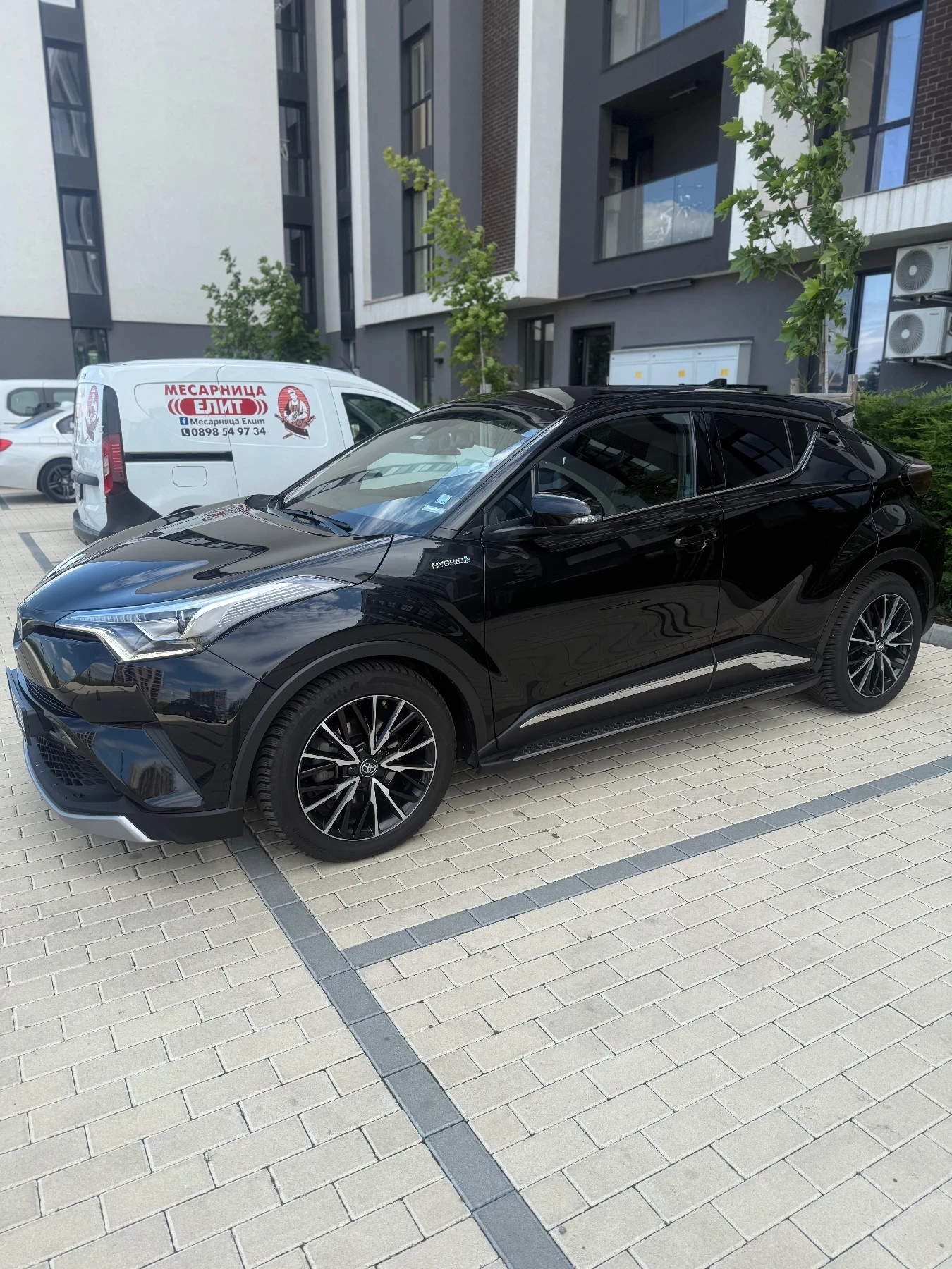 Toyota C-HR 1.8 FULL MAX CHROME Гаранция до 2029 г. - изображение 7