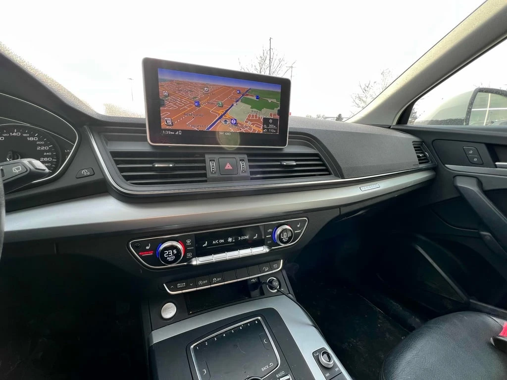 Audi Q5 * Komfort * CARFAX * ЦЕНА ДО БГ - изображение 9