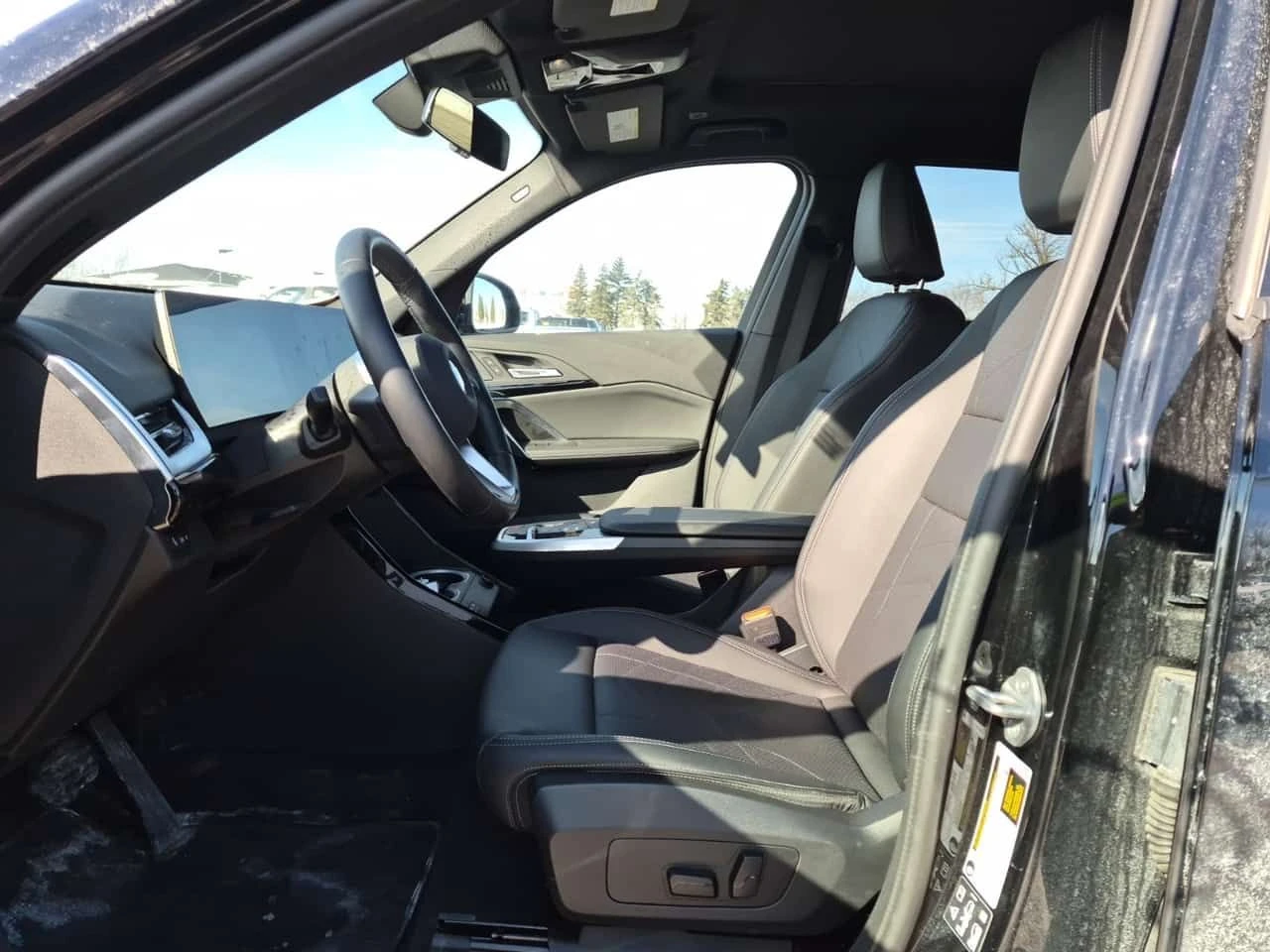 BMW X1 xDrive28i/CARFAX/ПАНОРАМА/БЕЗ ИНЦИДЕНТИ, снимка 6 - Автомобили и джипове - 54084576