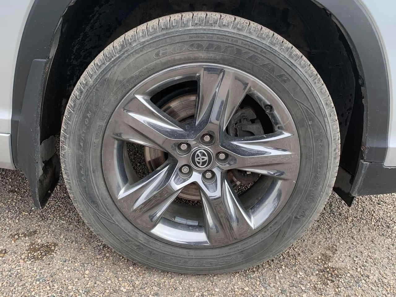 Toyota Highlander * Limited * 2 КЛЮЧА* PANO* KEYLESS* ПОДГРЕВ* , снимка 7 - Автомобили и джипове - 54332027