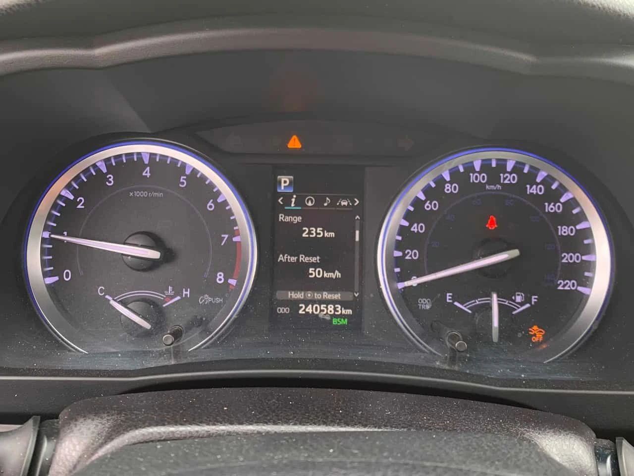 Toyota Highlander * Limited * 2 КЛЮЧА* PANO* KEYLESS* ПОДГРЕВ* , снимка 8 - Автомобили и джипове - 54332027