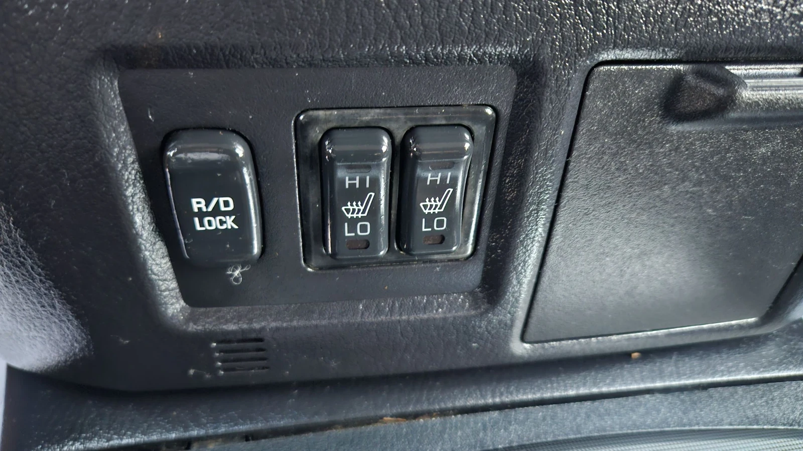 Mitsubishi Pajero 3.2 DI..4?4, снимка 12 - Автомобили и джипове - 55125501