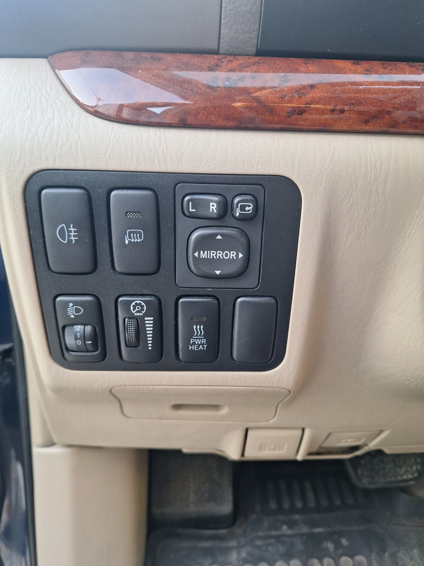 Toyota Land cruiser, снимка 3 - Автомобили и джипове - 55494744