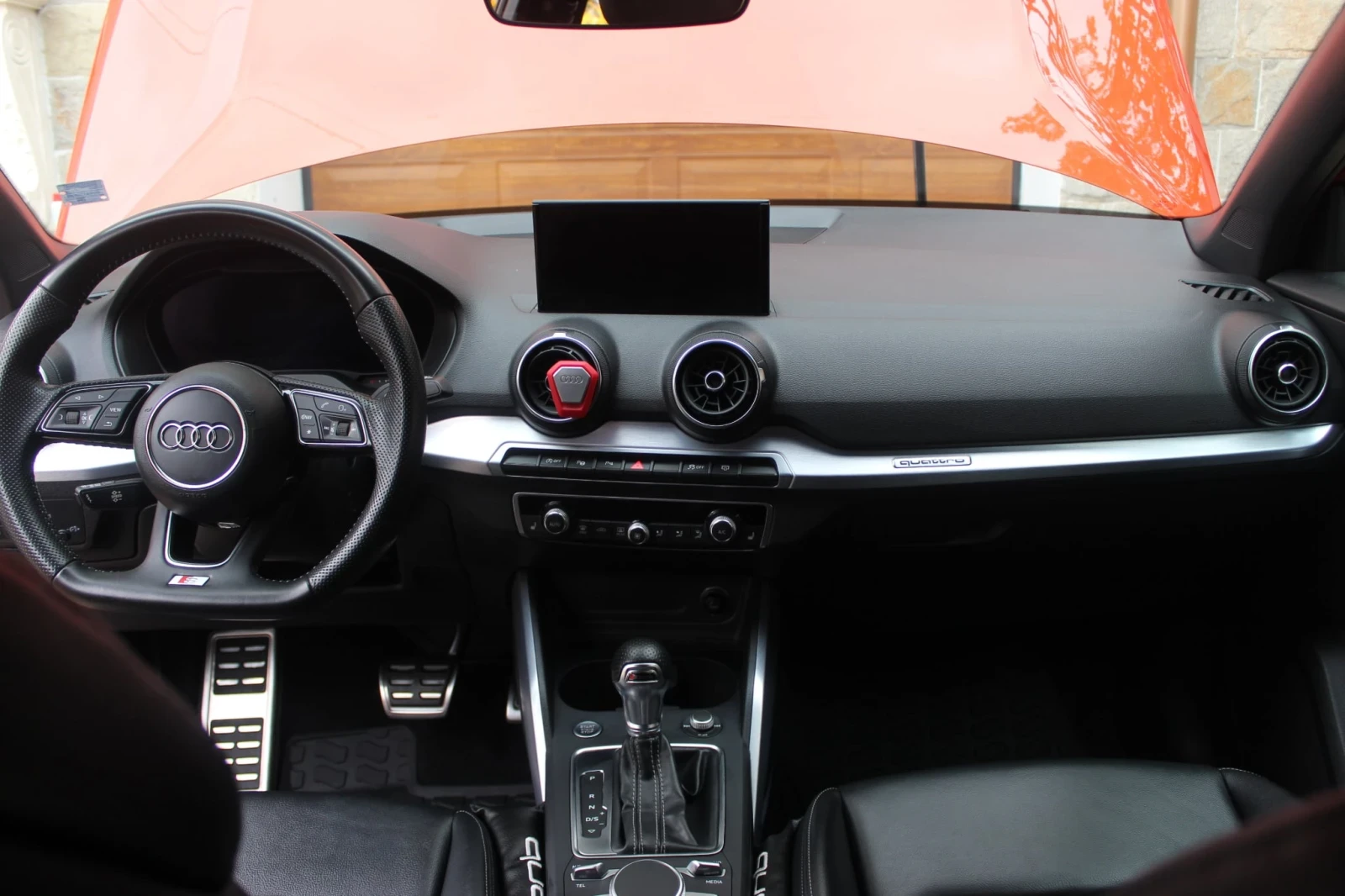 Audi Q2 S-Line, снимка 8 - Автомобили и джипове - 55556976