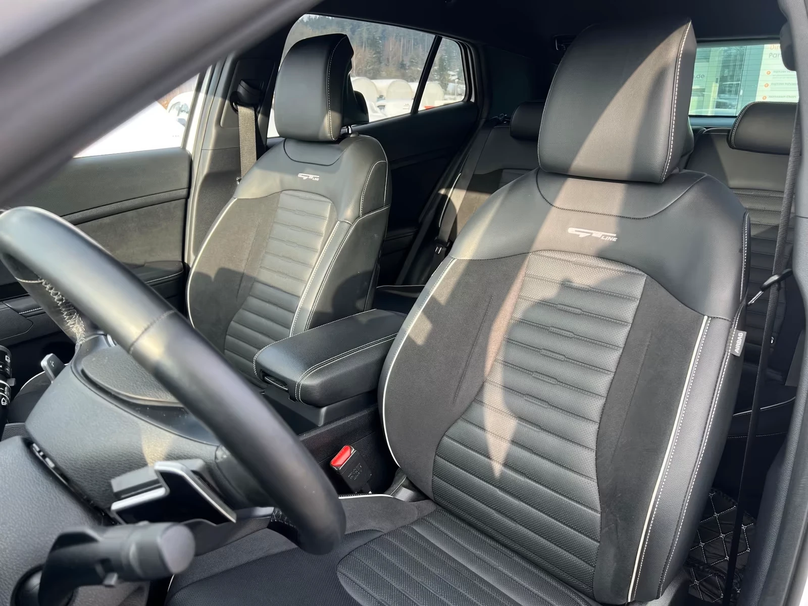 Kia Sportage 1.6 T-GDI* GT-Line* HYBRID* DOSTR* KEYLESS* 360 CA, снимка 9 - Автомобили и джипове - 55613028