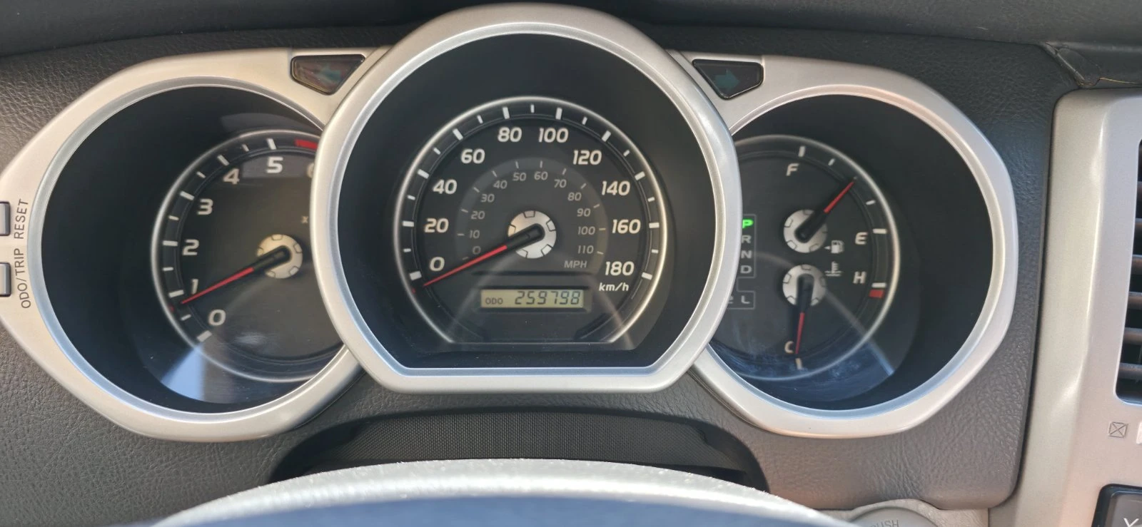 Toyota 4runner, снимка 14 - Автомобили и джипове - 56106303