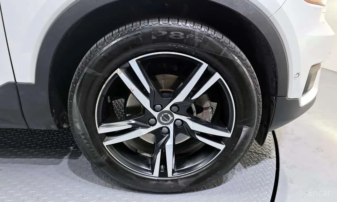 Volvo XC40 * T4 R Design *  | Mobile.bg � ����������� 5