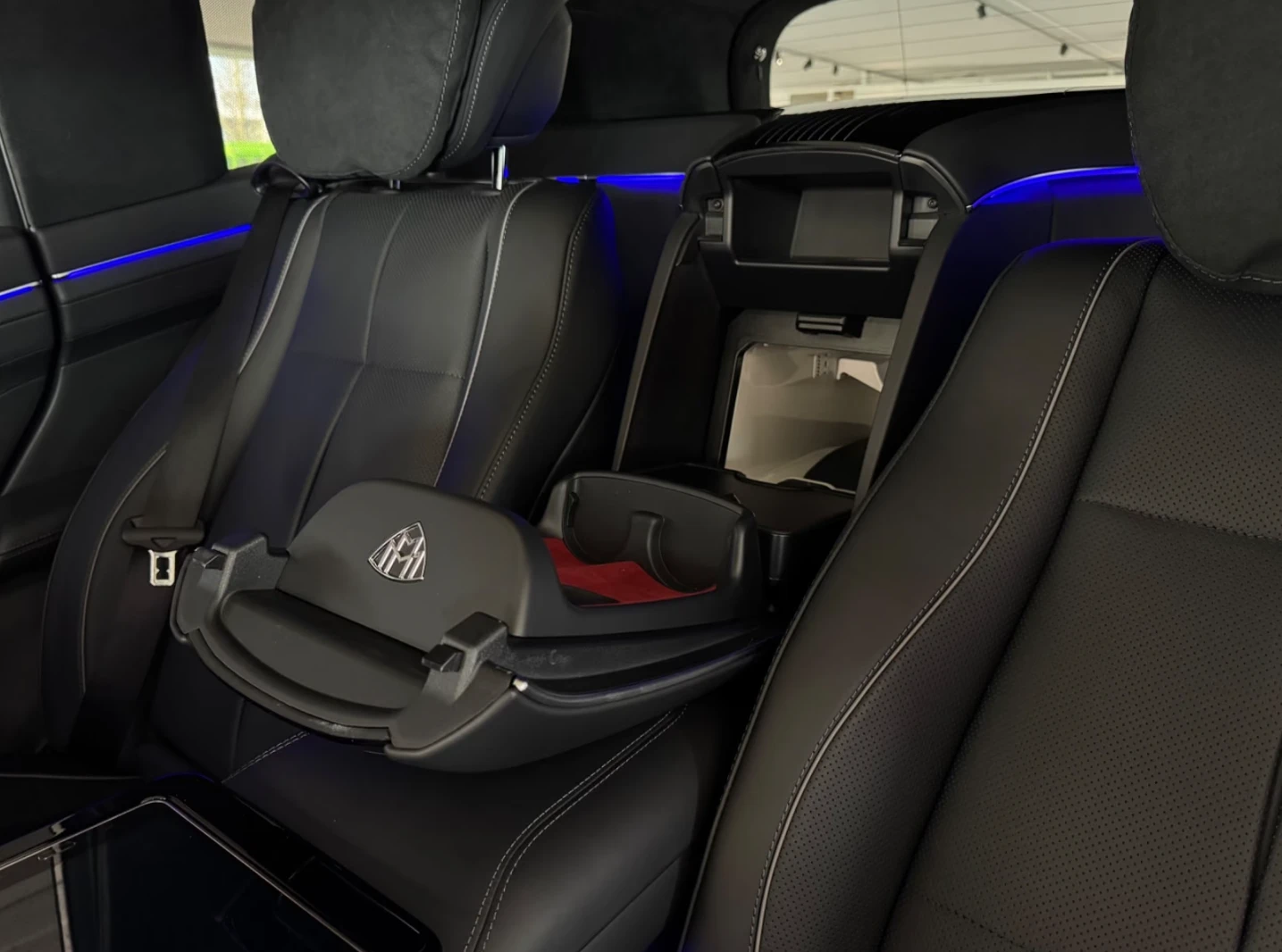 Mercedes-Benz GLS 600 MAYBACH* FIRS-CLASS* , снимка 13 - Автомобили и джипове - 56706806