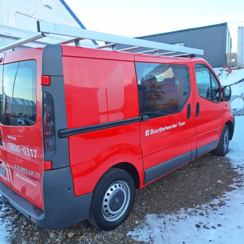 Opel Vivaro, снимка 3 - Бусове и автобуси - 48595377