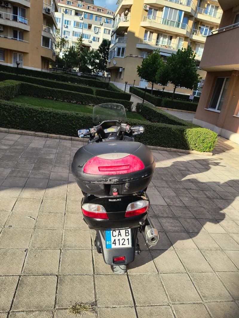 Suzuki Burgman 650 EXECUTIVE ABS, снимка 4 - Мотоциклети и мототехника - 51761504