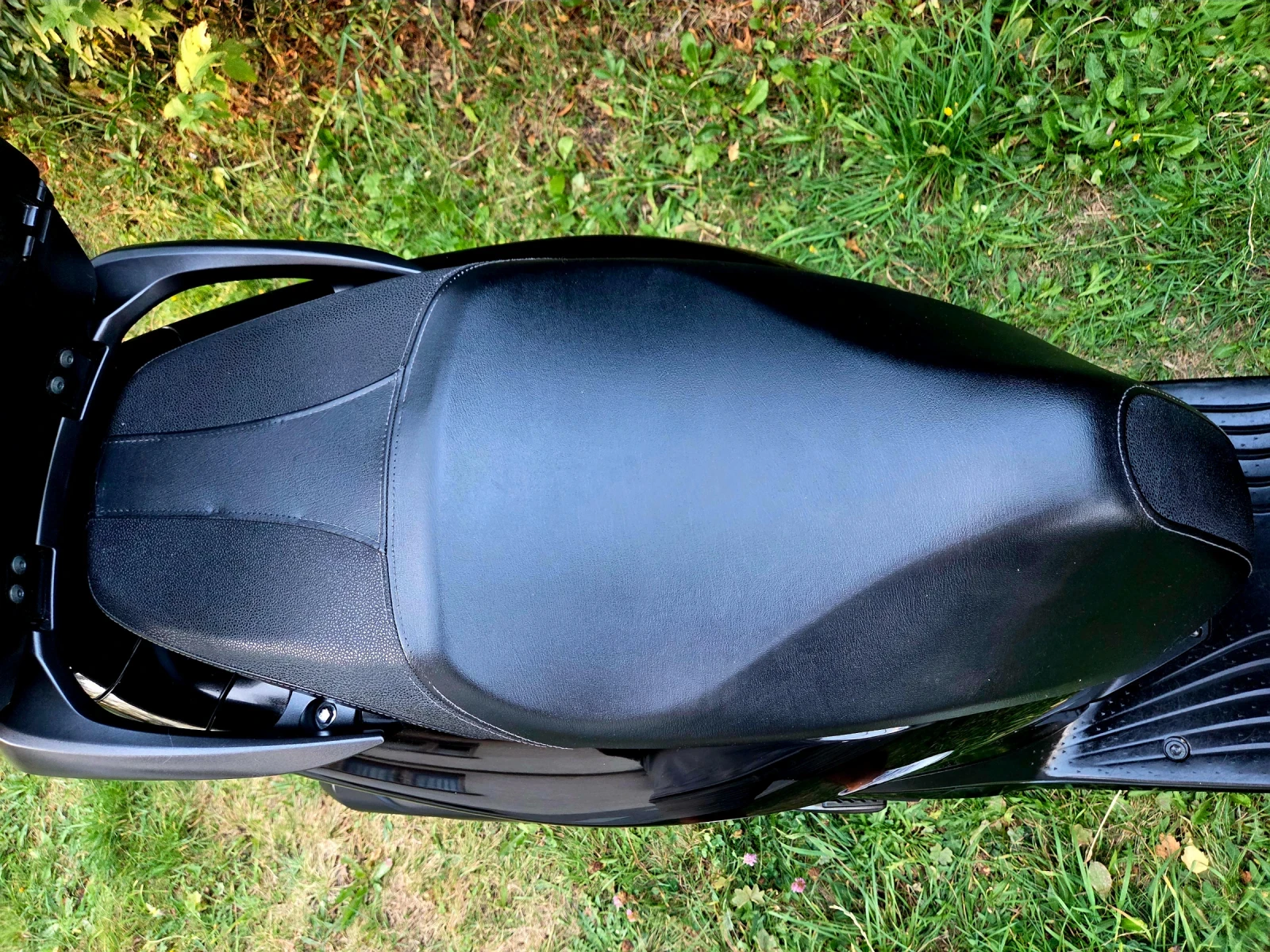 Honda Sh 125i , ABS, START-STOP, TC, LED , KEYLESS GO , TOP, снимка 12 - Мотоциклети и мототехника - 56059902