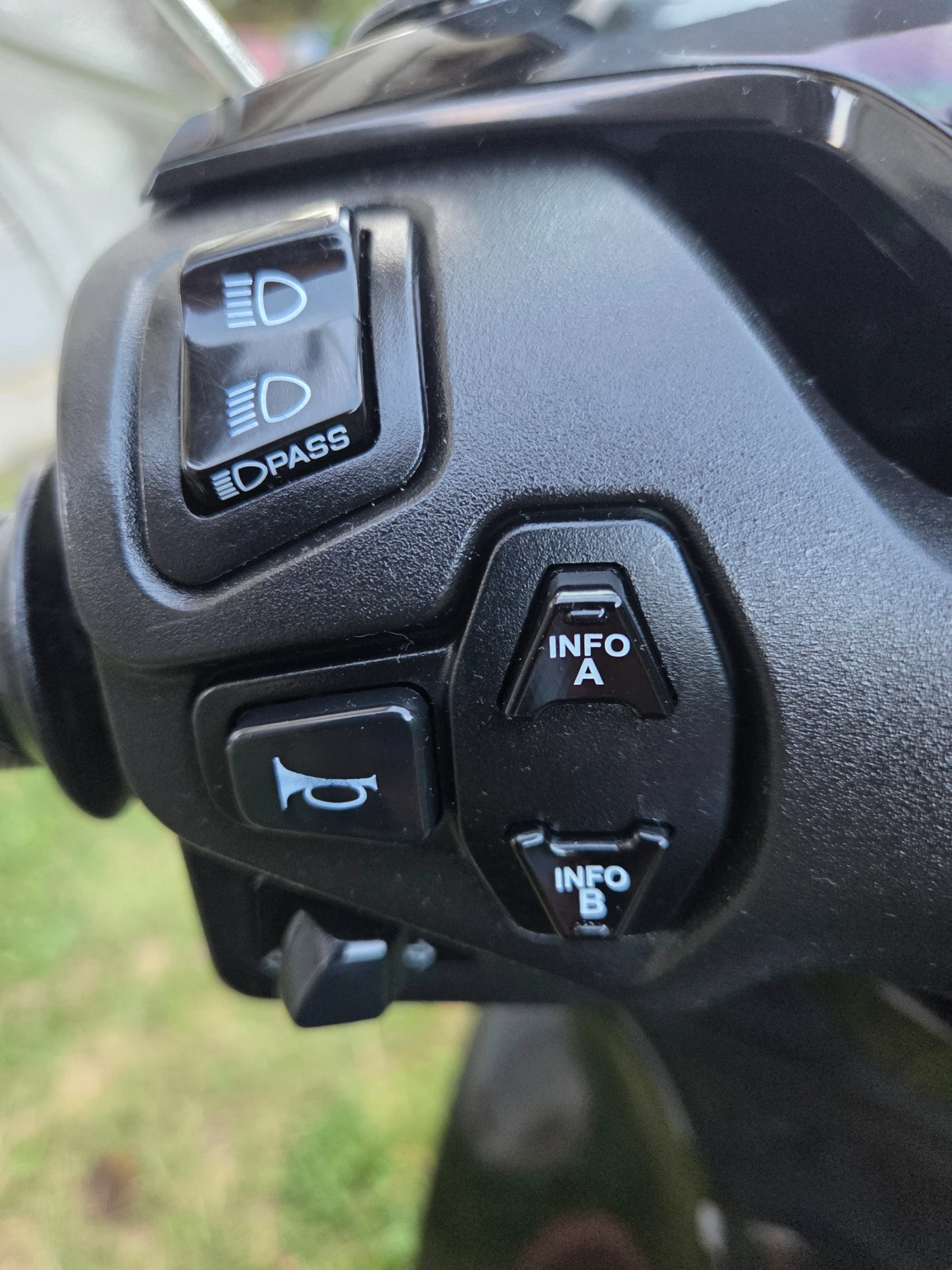 Honda Sh 125i , ABS, START-STOP, TC, LED , KEYLESS GO , TOP, снимка 8 - Мотоциклети и мототехника - 56059902