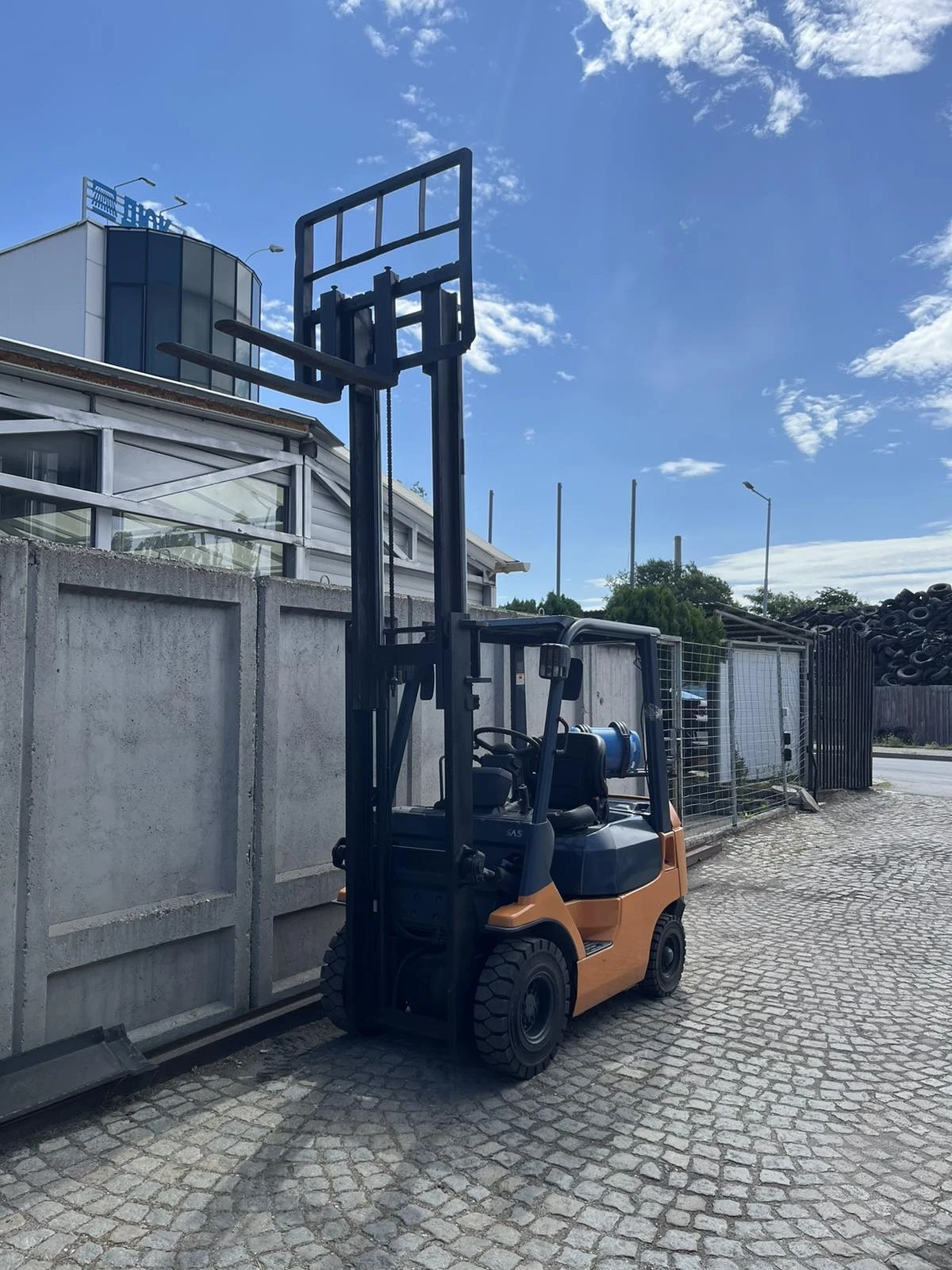  Toyota  | Mobile.bg   2