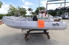 Лодка Собствено производство Whaly 370 - ПРОДАДЕНА, снимка 1 - Воден транспорт - 44807086