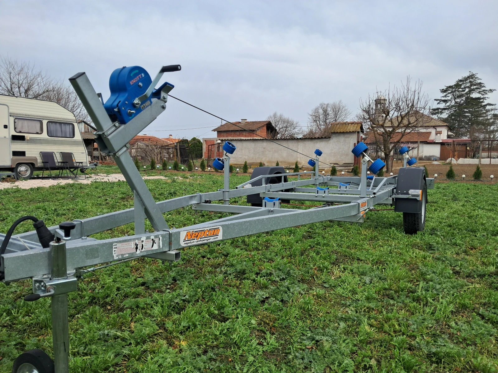   Neptun | Mobile.bg   4