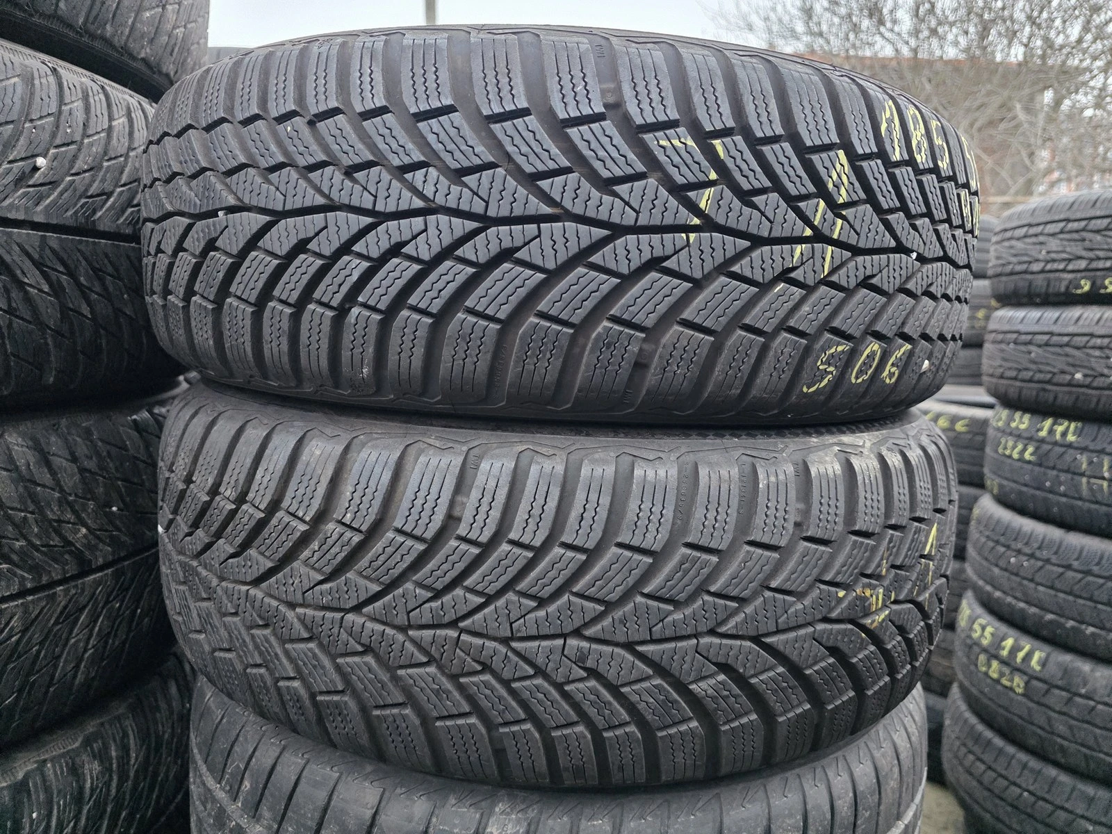 Гуми Зимни 185/55R15, снимка 5 - Гуми и джанти - 56725548