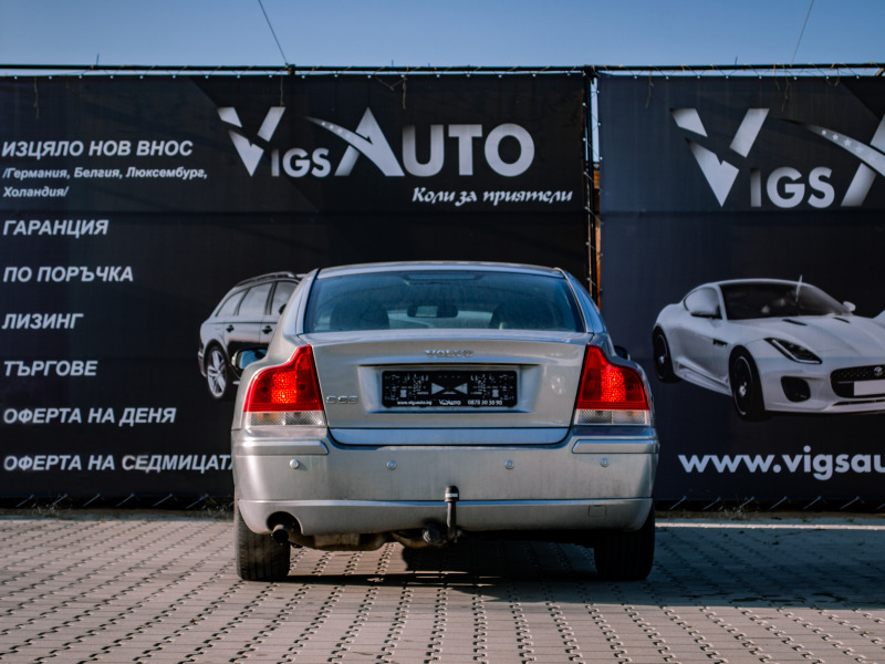 Volvo S60 2.4 Б/Г, снимка 4 - Автомобили и джипове - 44061700