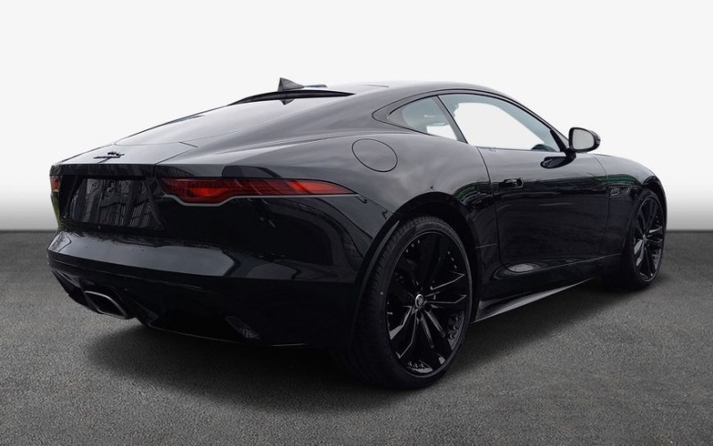 Jaguar F-Type Coupe P300 = R-Dynamic= Black Pack Гаранция, снимка 3 - Автомобили и джипове - 46447219