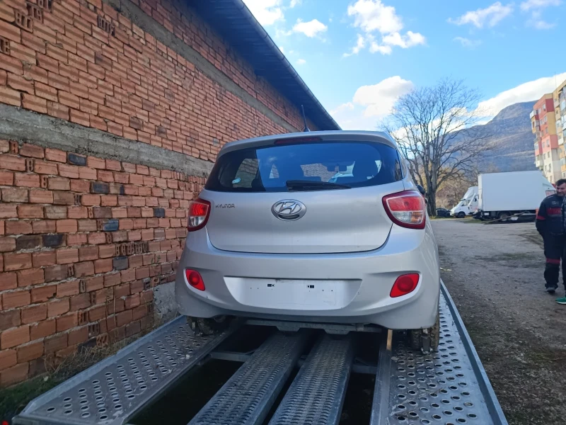 Hyundai I10, снимка 2 - Автомобили и джипове - 48193671