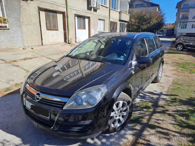 Opel Astra 1, 8 комби , снимка 3 - Автомобили и джипове - 48206525