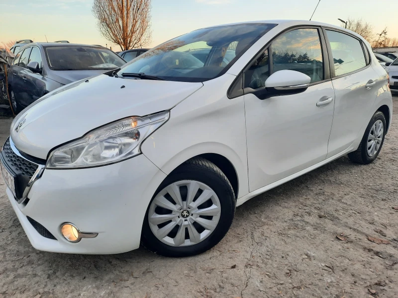 Peugeot 208 201та КОЖА, АВТОМАТ, НОВА!, снимка 2 - Автомобили и джипове - 48371067