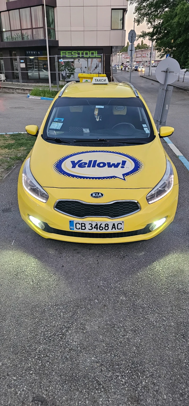 Kia Ceed ГОТОВА ЗА РАБОТА!!!, снимка 1 - Автомобили и джипове - 48901215