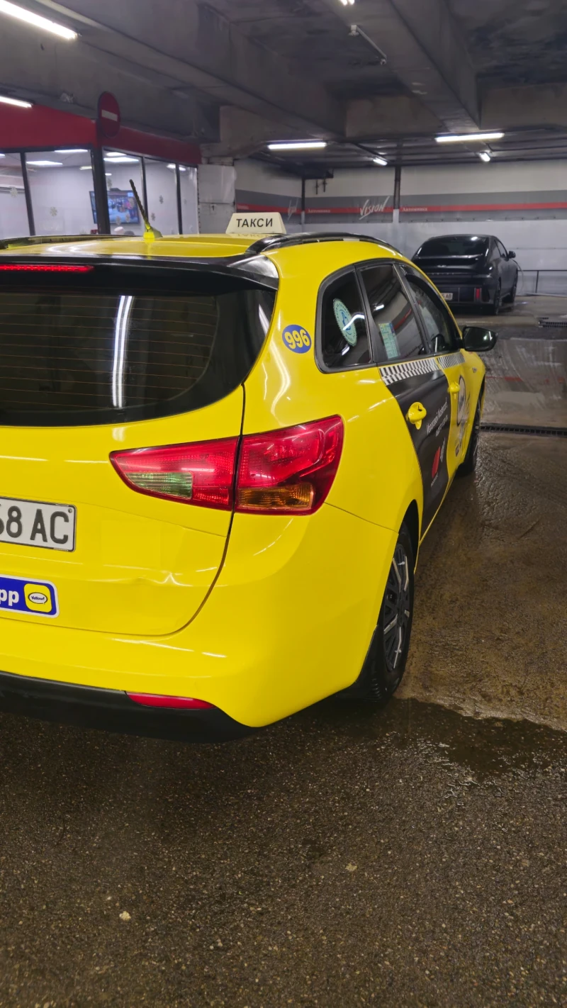 Kia Ceed, снимка 3 - Автомобили и джипове - 48901215