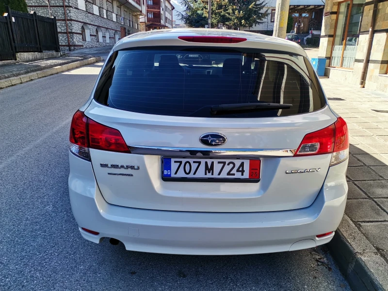 Subaru Legacy 2.0, 150кс, рьчни скорости, SWISS FAMILY, Топ сьст, снимка 6 - Автомобили и джипове - 49582475