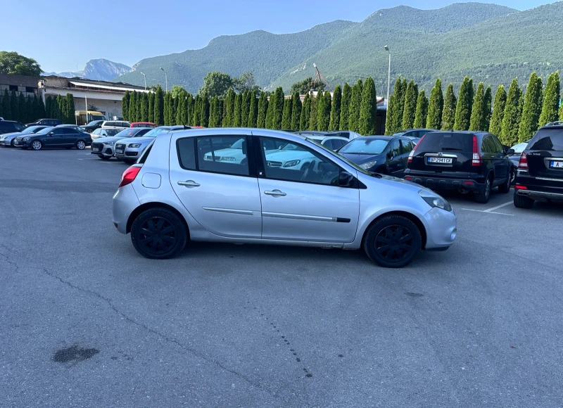 Renault Clio 1.2i GAZ - НАВИГАЦИЯ - РЕАЛНИ КИЛОМЕТРИ, снимка 4 - Автомобили и джипове - 50707871