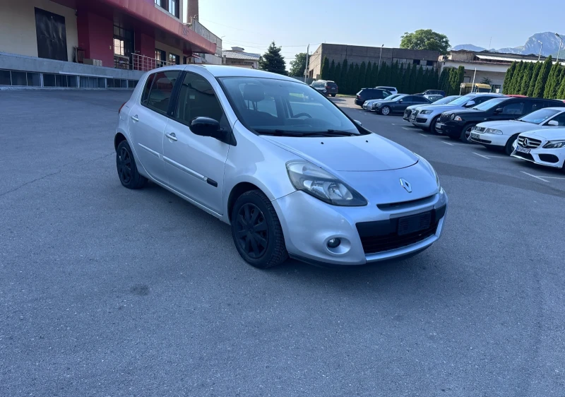 Renault Clio 1.2i GAZ - НАВИГАЦИЯ - РЕАЛНИ КИЛОМЕТРИ, снимка 3 - Автомобили и джипове - 50707871