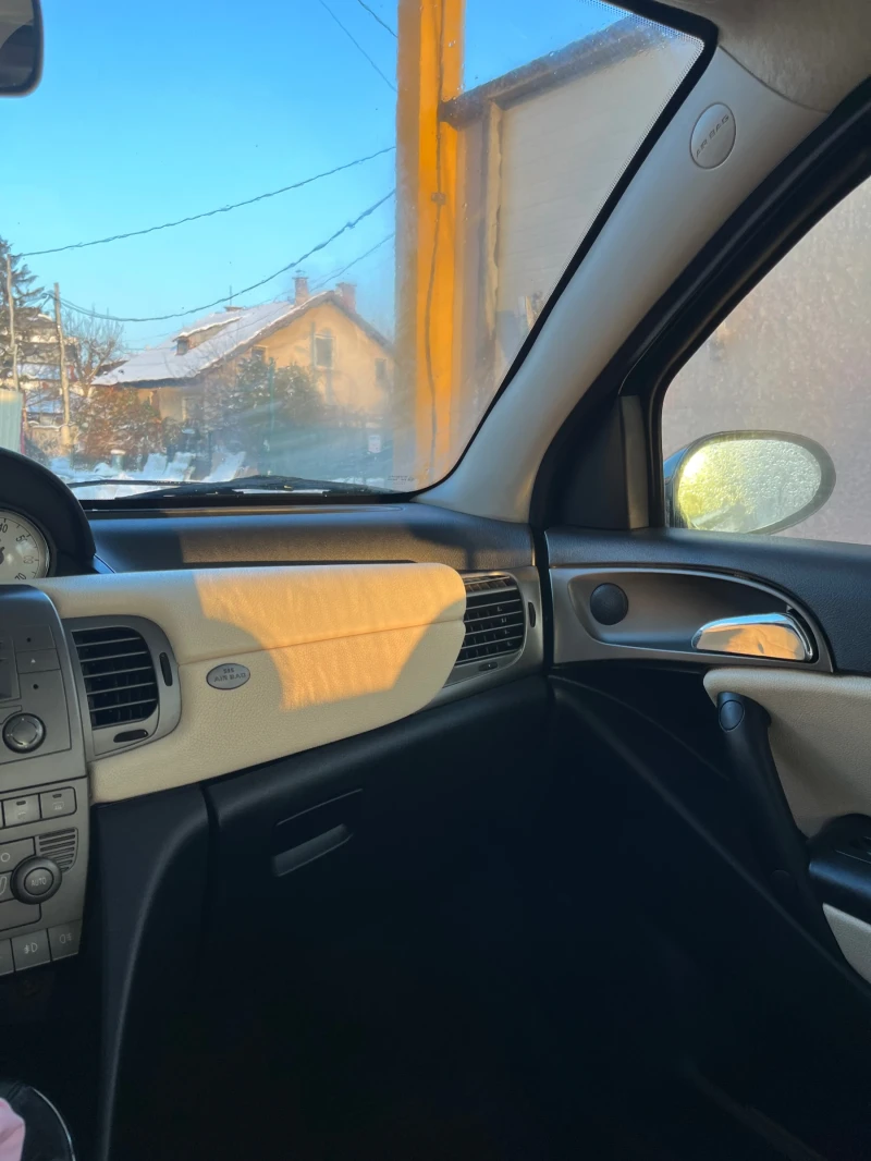 Lancia Ypsilon 1.3 multi jet, снимка 15 - Автомобили и джипове - 52284815