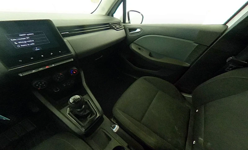 Renault Clio euro 6, снимка 12 - Автомобили и джипове - 51657944