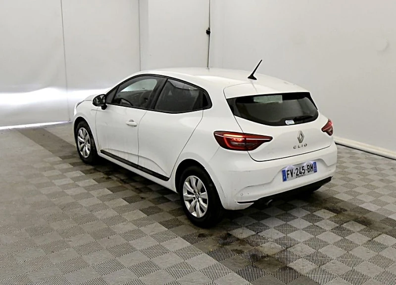 Renault Clio euro 6, снимка 7 - Автомобили и джипове - 51657944