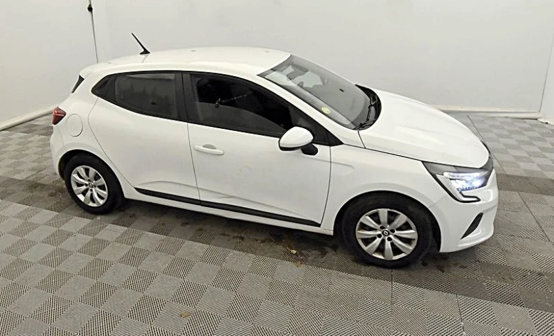 Renault Clio euro 6, снимка 3 - Автомобили и джипове - 51657944
