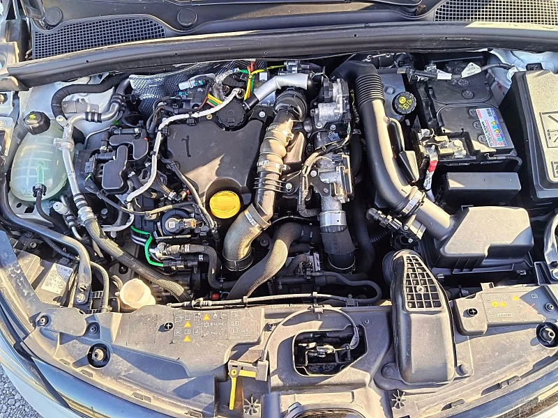 Renault Clio euro 6, снимка 11 - Автомобили и джипове - 51657944