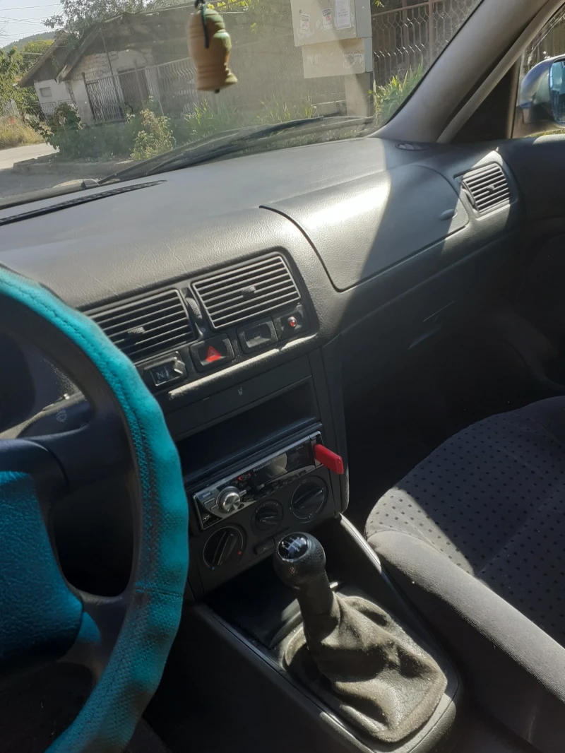 VW Golf, снимка 6 - Автомобили и джипове - 52344742