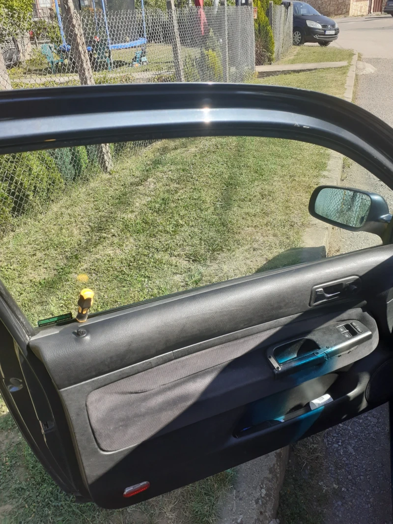 VW Golf, снимка 7 - Автомобили и джипове - 52344742