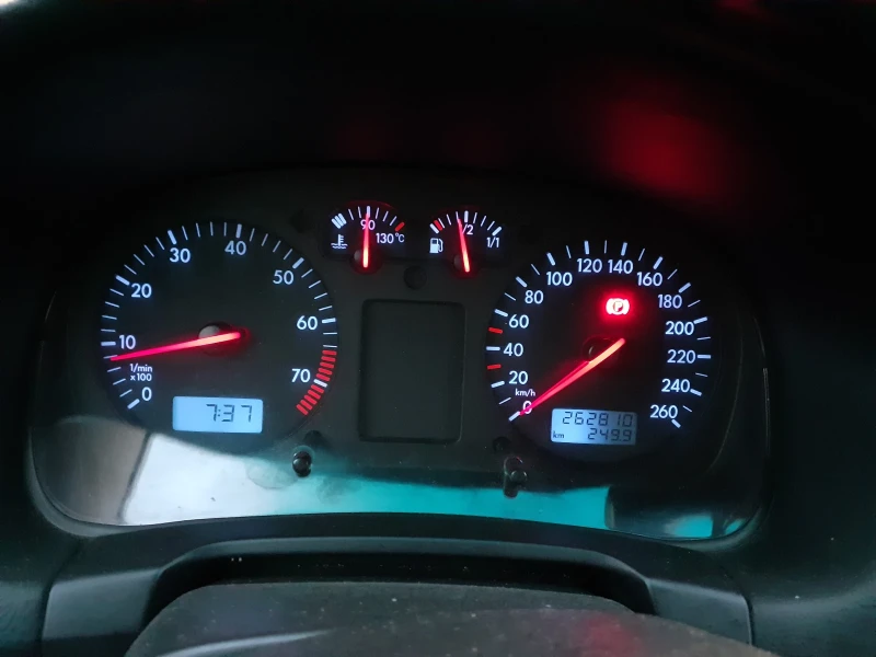 VW Golf, снимка 3 - Автомобили и джипове - 52344742