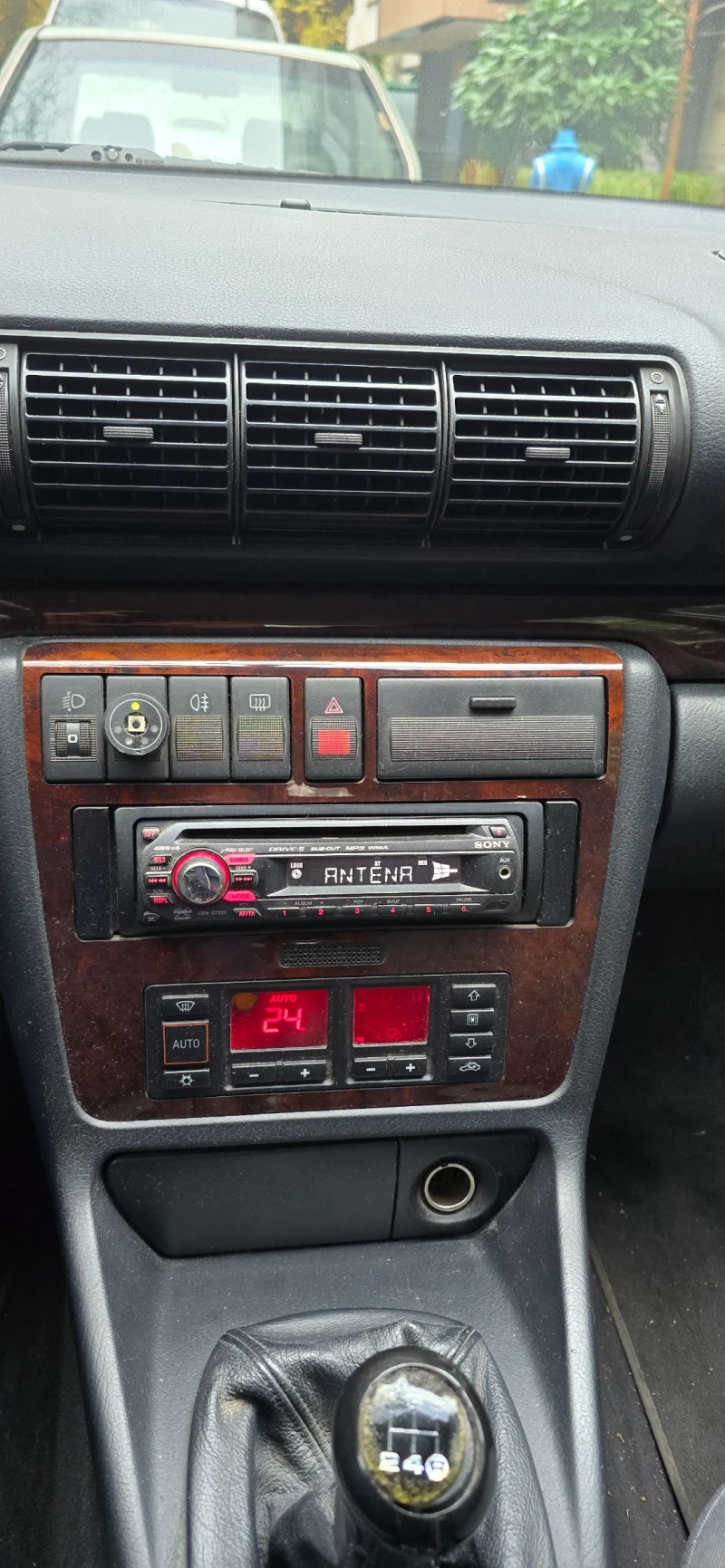 Audi A4 1.8Т QUATTRO, снимка 6 - Автомобили и джипове - 52468456