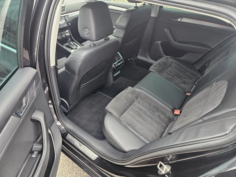 Skoda Superb 2.0 I  280 k.c. 4?4, снимка 9 - Автомобили и джипове - 52854313