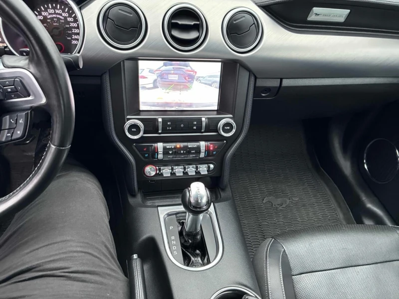 Ford Mustang 2019 EcoBoost * CARFAX * БЕЗ ПЪРВОНАЧАЛНА ВНОСКА, снимка 9 - Автомобили и джипове - 53122612