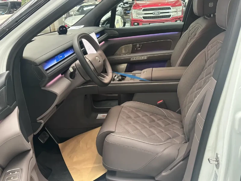 NIO EL8 2026 NIO ES8 BEV 635km, снимка 6 - Автомобили и джипове - 53404342