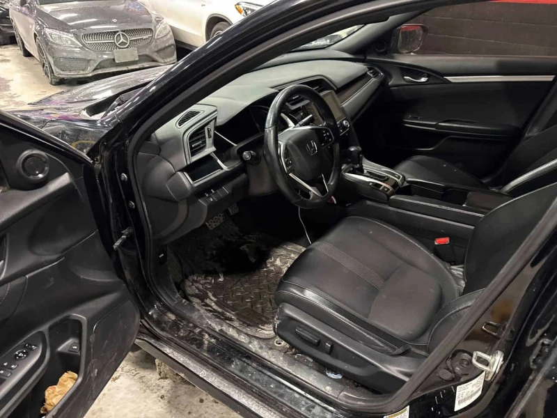 Honda Civic * Sport * CARFAX * БЕЗ ПЪРВОНАЧАЛНА ВНОСКА, снимка 5 - Автомобили и джипове - 53588587