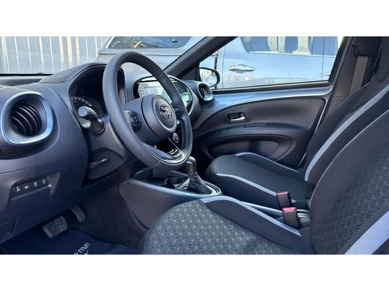 Toyota Aygo X PULSE , снимка 12 - Автомобили и джипове - 49094981