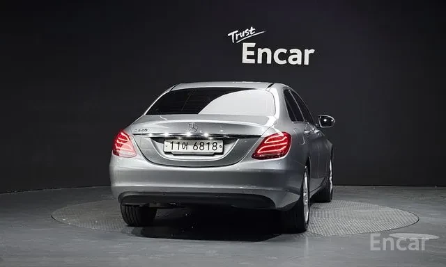 Mercedes-Benz C 200 Avantgarde | 7G-TRONIC | КОЖЕН САЛОН | PARKTRONIC , снимка 4 - Автомобили и джипове - 55057262