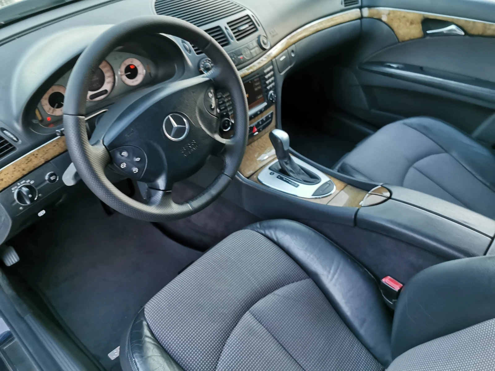Mercedes-Benz E 320 Avandgarde - изображение 9