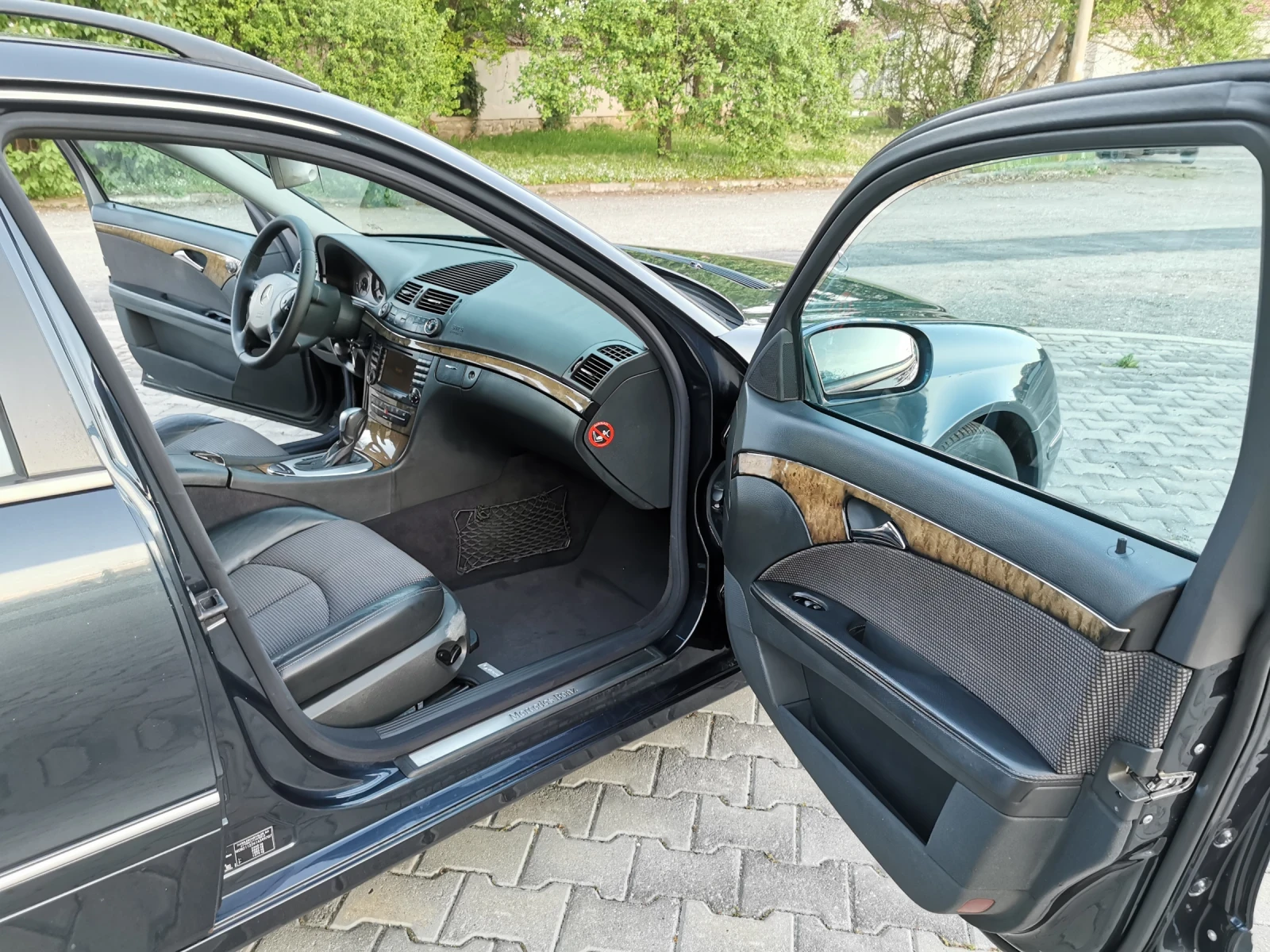 Mercedes-Benz E 320 Avandgarde - изображение 10