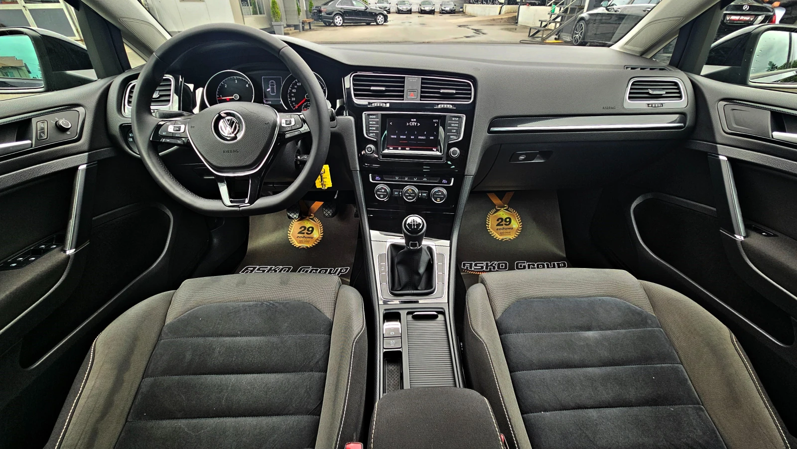 VW Golf VII/1.6TDI/GERMANY/AUTO HOLD/TEMPOMAT/CLIMA/LIZI - изображение 9