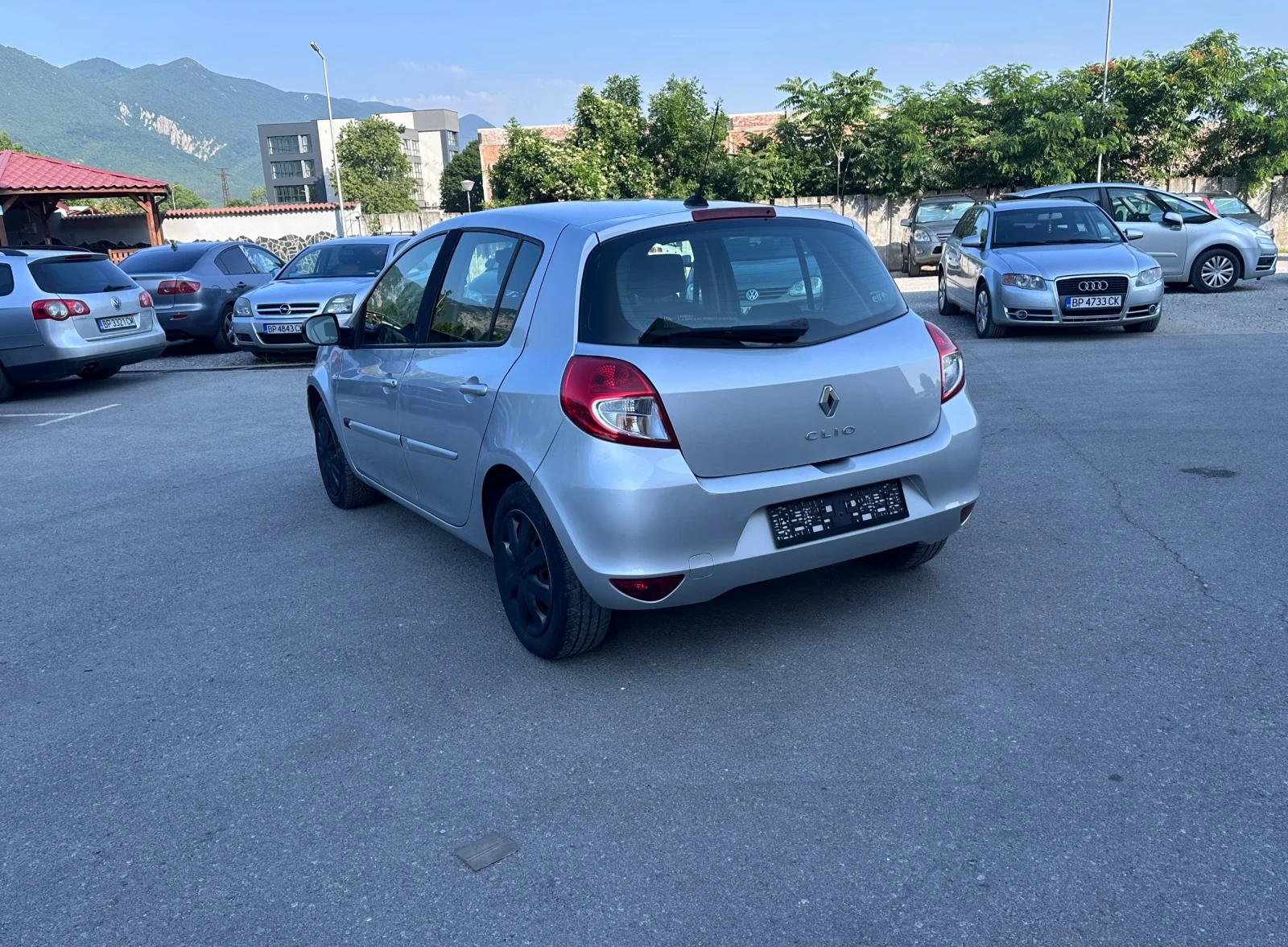 Renault Clio 1.2i GAZ - НАВИГАЦИЯ - РЕАЛНИ КИЛОМЕТРИ - изображение 7